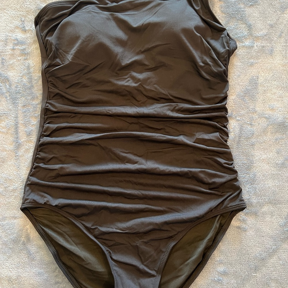 Holipick Elegant Black One-Piece off the shoulder Swimsuit tummy control new!